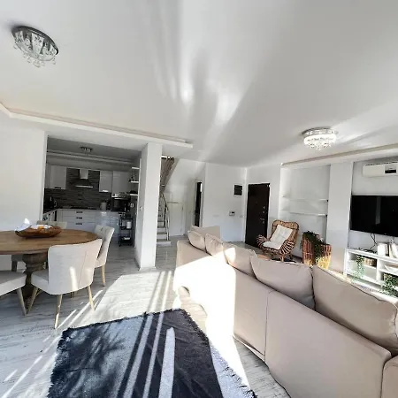 4room With Pool In Alacati *
